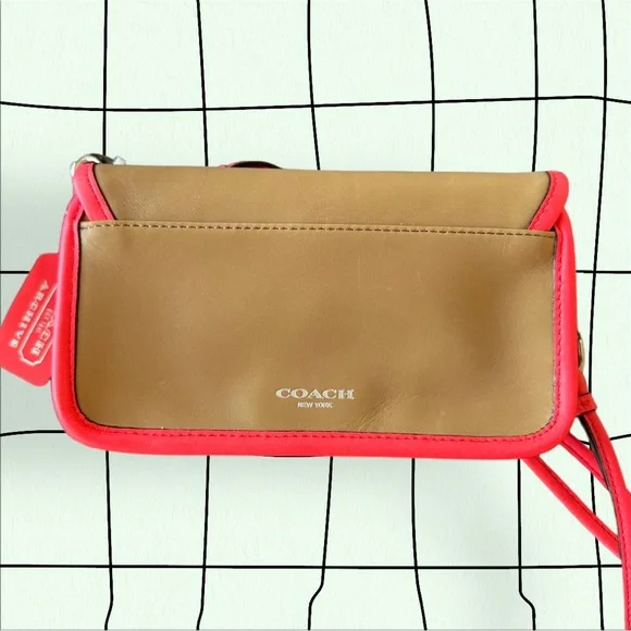 Coach Archive Crossbody - Picture 7 of 9